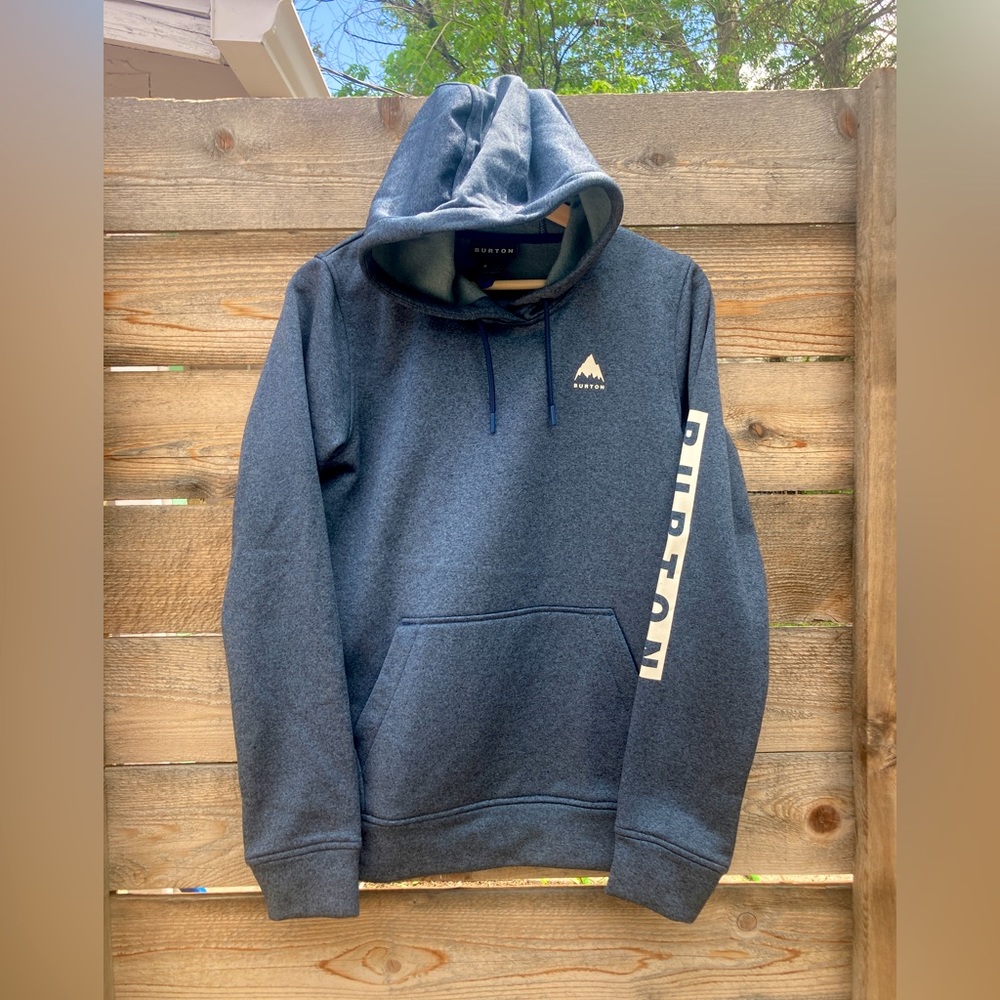 Burton hoodie never worn.